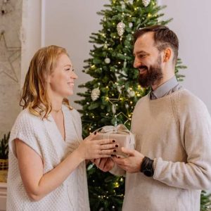 Comment choisir un cadeau de mariage en fonction du couple ?